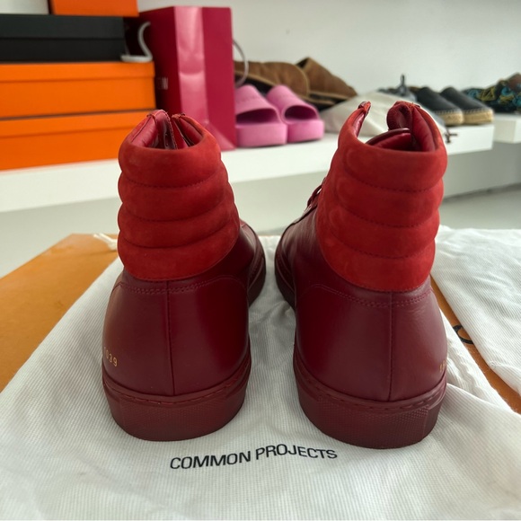 Red high top common projects leather sneakers - Picture 5 of 7